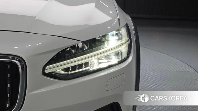 Volvo V90 Cross-Country id 4794234 из Кореи 14