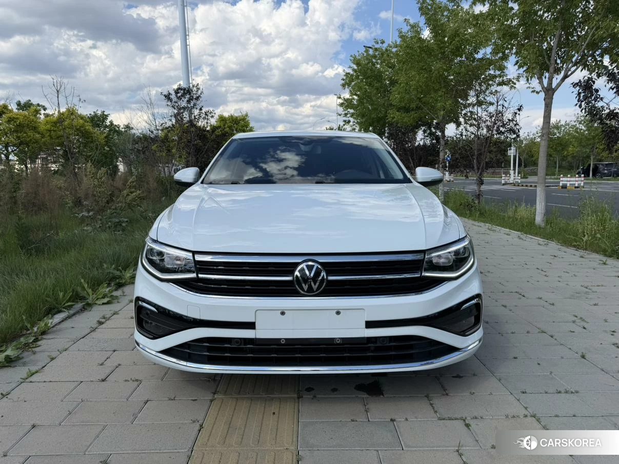 Volkswagen Bora id 4487131 из Китая 14
