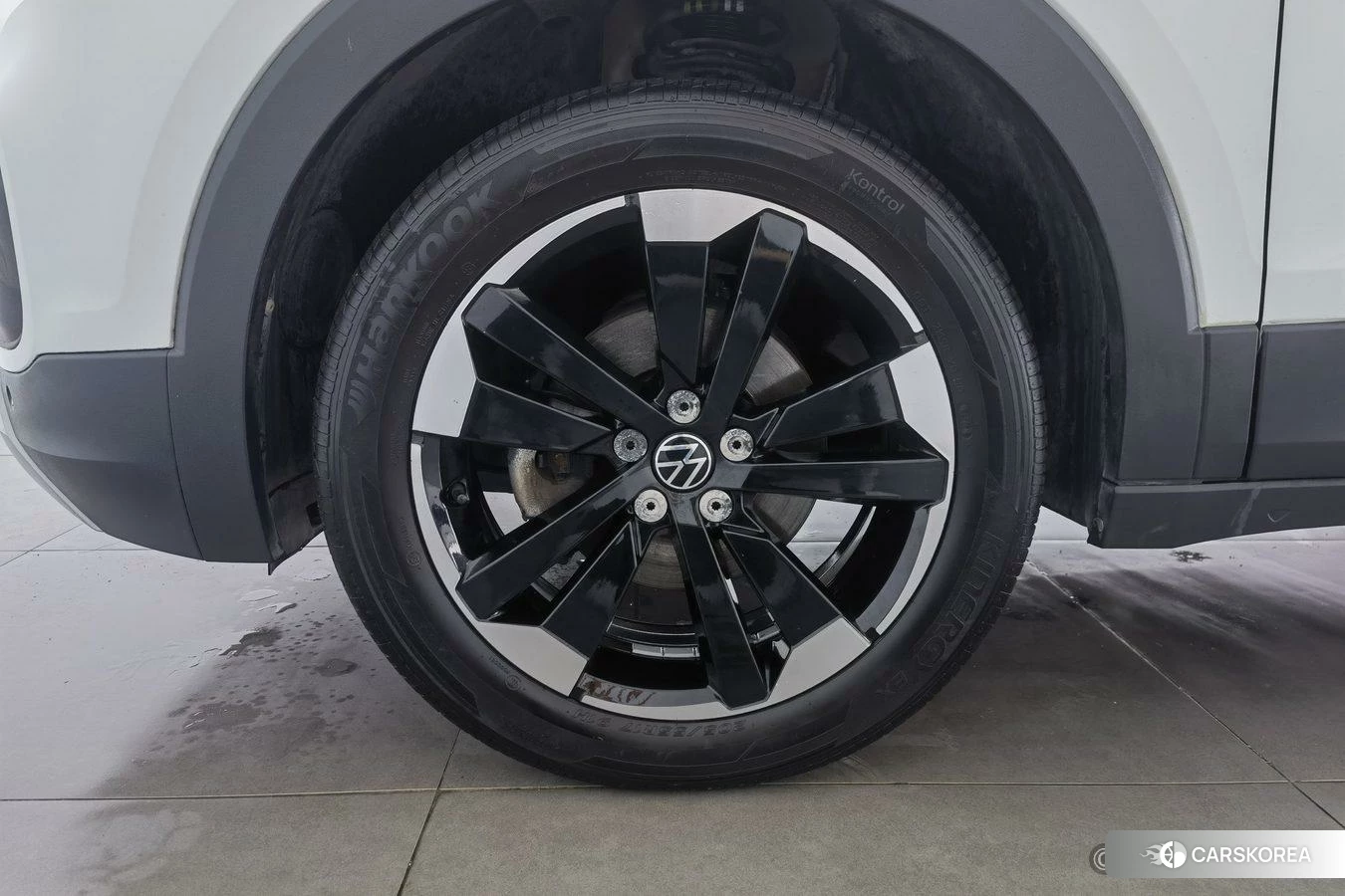 Volkswagen Exploring the shadow id 4407207 из Китая 14