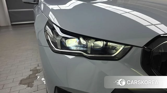 BMW 5 Series (G60) id 4374910 из Кореи 14