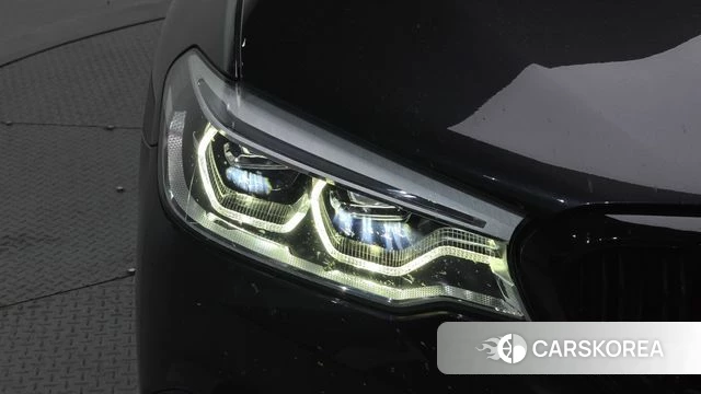 BMW 5 Series (G30) id 4471223 из Кореи 14