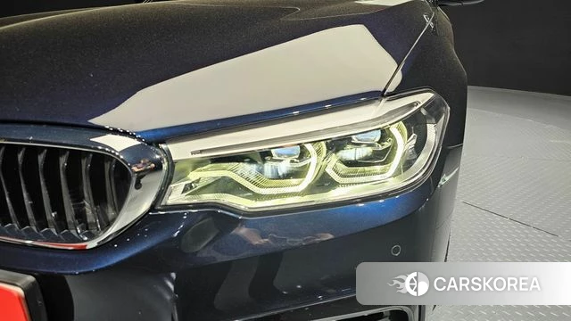 BMW 5 Series (G30) id 4310219 из Кореи 14