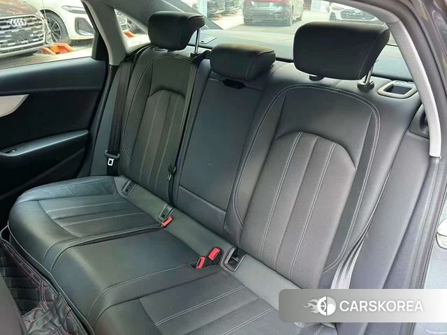 Audi A4L id 4291159 из Китая 14