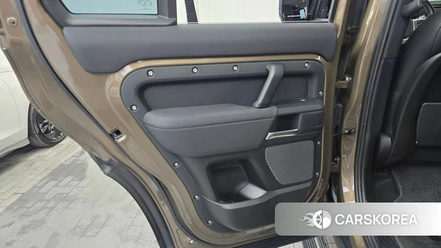 Land Rover Defender (L663) id 4746267 из Кореи 14
