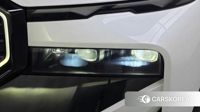 BMW XM (G09) id 4767981 из Кореи 14