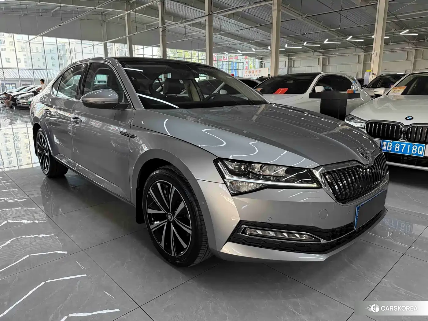 Skoda Superb id 4649295 из Китая 14