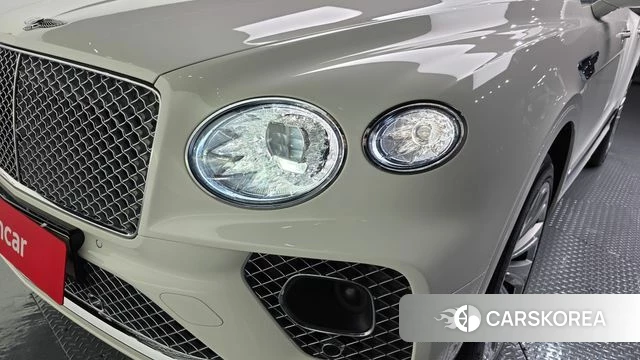 Bentley Bentayga id 4481312 из Кореи 14