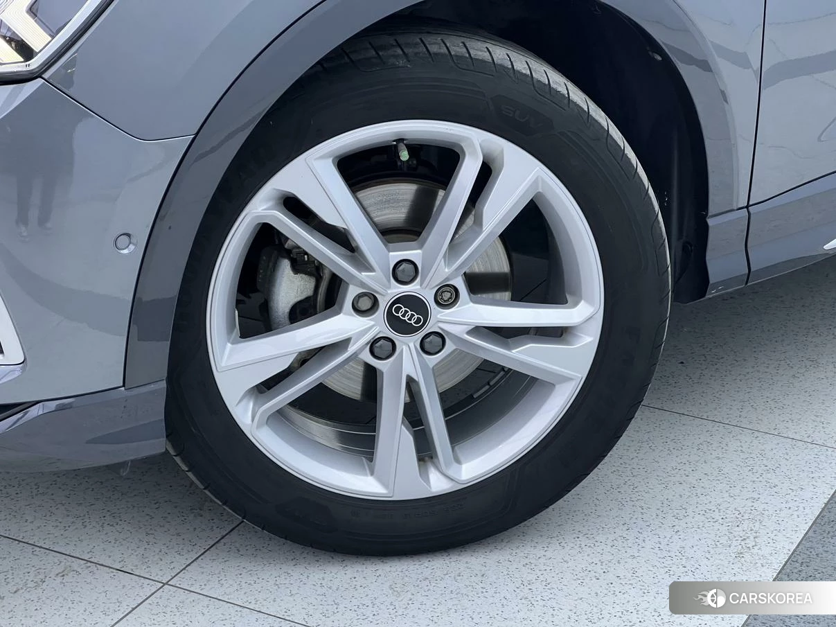 Audi Q3 id 4479679 из Китая 14