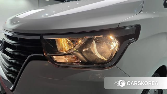 Hyundai The New Grand Starex id 4587518 из Кореи 14