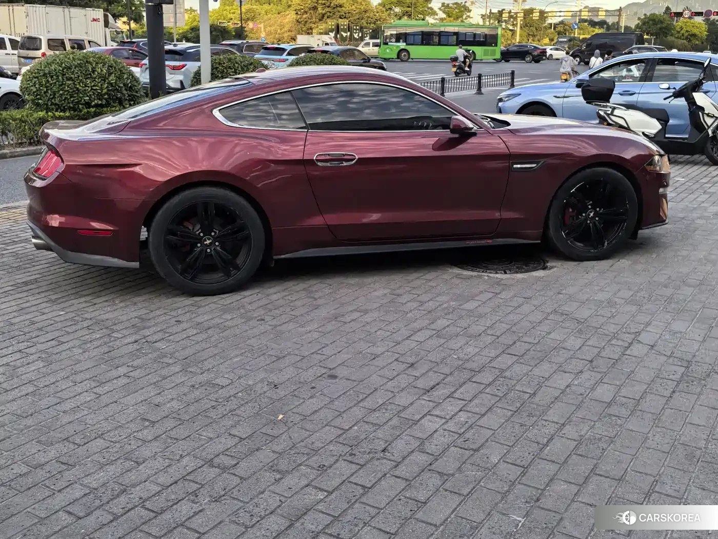 Ford Mustang id 4554089 из Китая 14