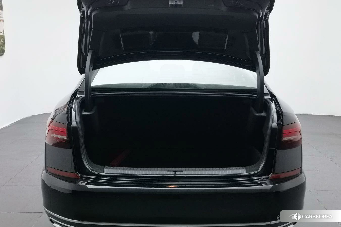Volkswagen Passat id 4510853 из Китая 14