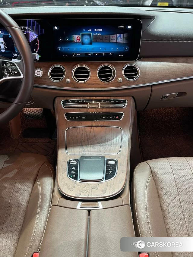 Mercedes-Benz E-class id 4335076 из Китая 14