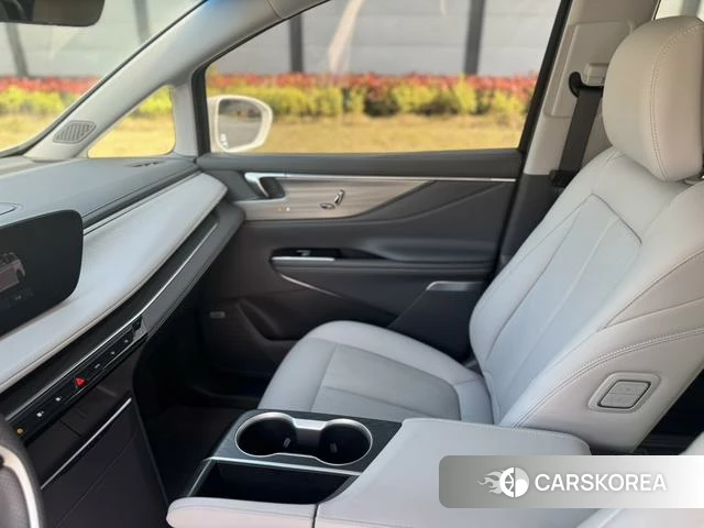 Buick GL8 id 4239698 из Китая 14
