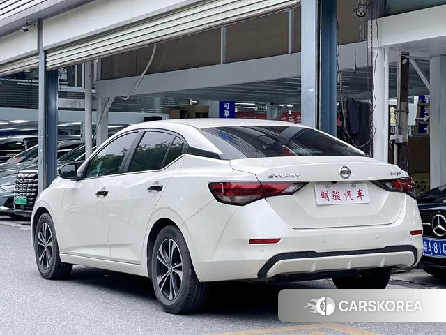 Nissan Xuan Yi id 4290645 из Китая 14