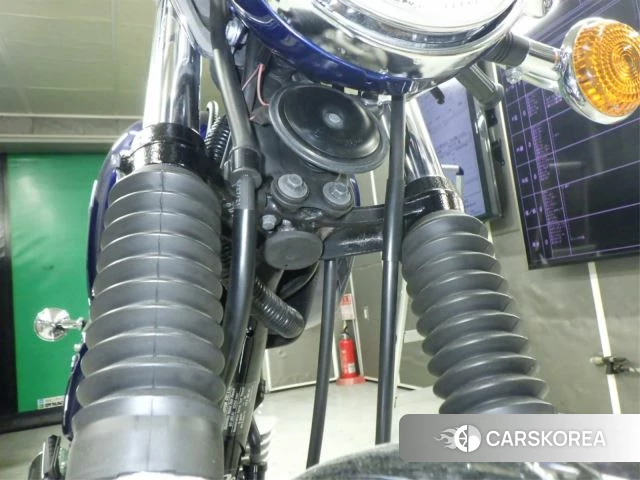 Проданный Yamaha SR400 id 4182813 из Японии, фото 14
