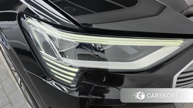 Audi e-Tron id 4593261 из Кореи 14