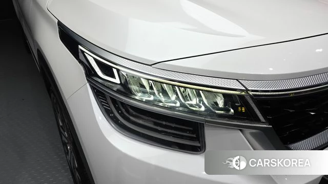 Kia Seltos id 4396617 из Кореи 14