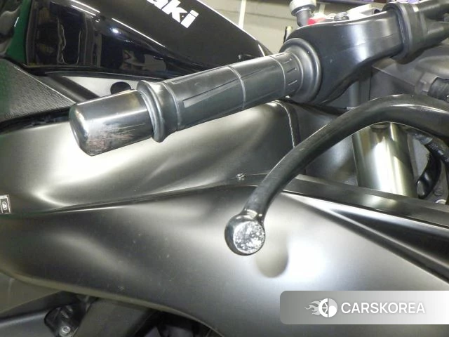 Kawasaki ZX-6R NINJA id 3947314 из Японии 14