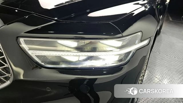 Genesis G90 id 4225435 из Кореи 14