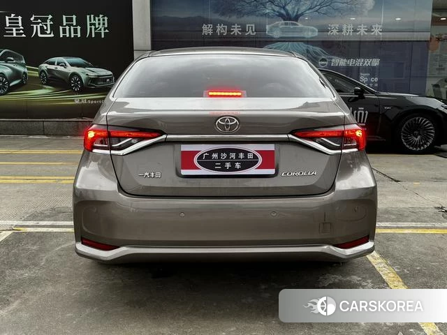 Toyota Corolla id 4263745 из Китая 14