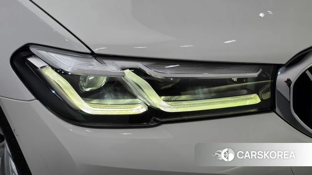 BMW 5 Series (G30) id 4917660 из Кореи 14