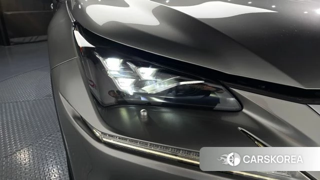 Lexus NX300h id 4448320 из Кореи 14