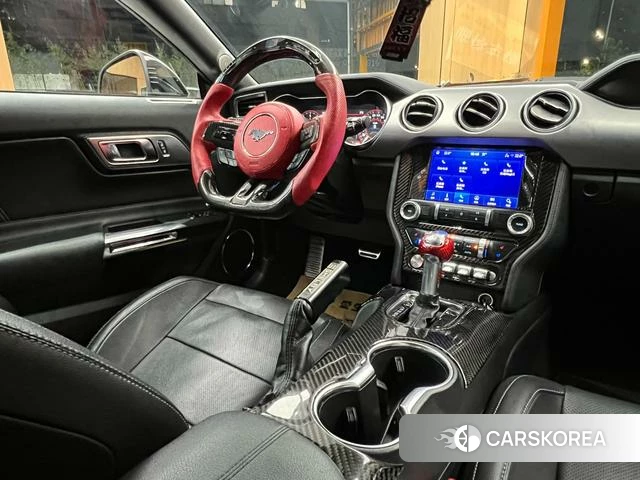 Ford Mustang id 4368397 из Китая 14