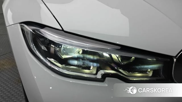 BMW 3 Series (G20) id 4475974 из Кореи 14