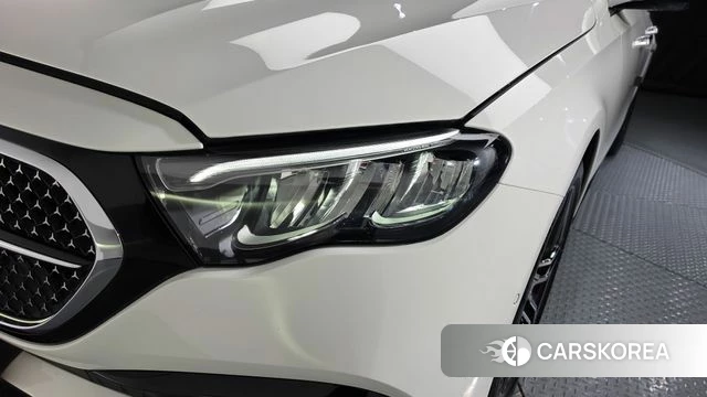 Mercedes-Benz E-Class W214 id 4301941 из Кореи 14
