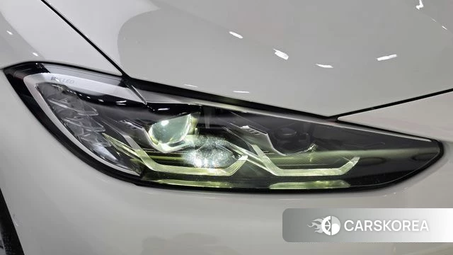 BMW i4 id 4550075 из Кореи 14