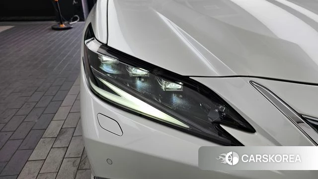 Lexus ES300h 7th generation id 4408779 из Кореи 14