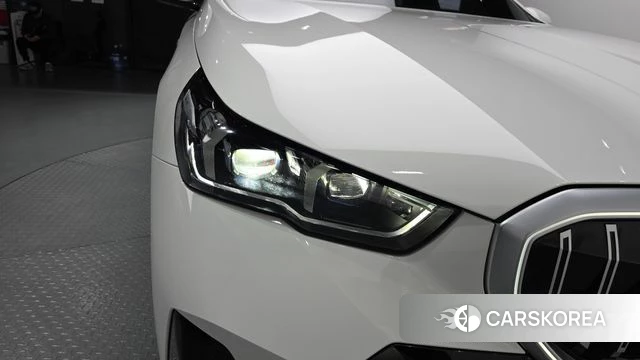 BMW 5 Series (G60) id 4229841 из Кореи 14