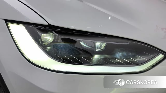 Tesla Model X id 4792439 из Кореи 14