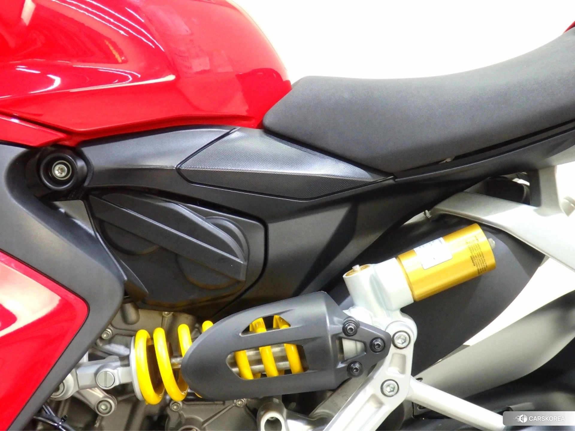 Ducati PANIGALE V2 id 3952001 из Японии 14