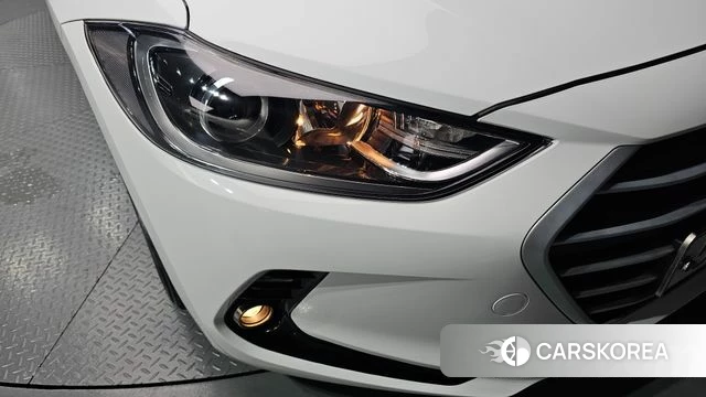 Hyundai Avante AD id 4610548 из Кореи 14
