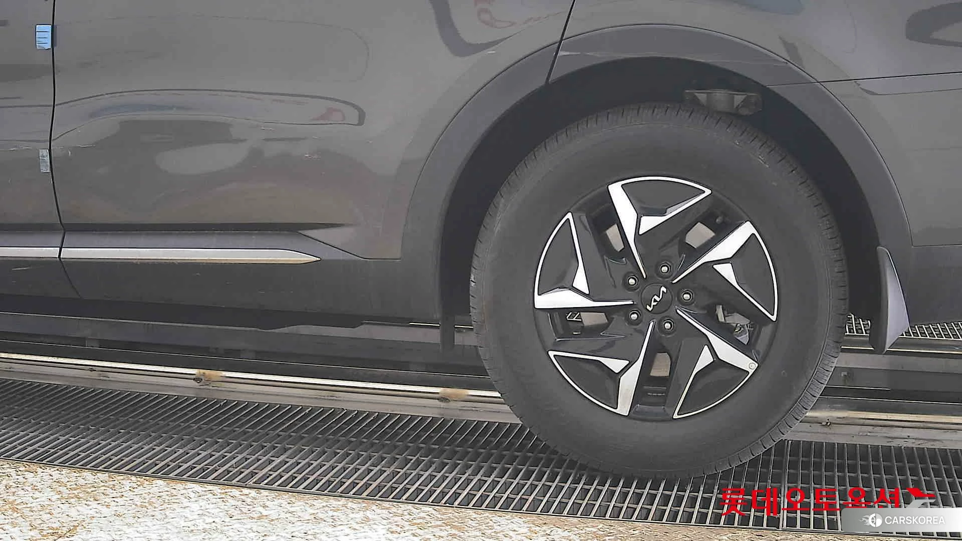 Kia Sorento Hybrid id 3882180 из Кореи 14