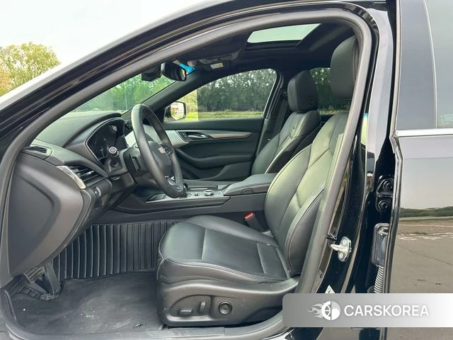 Cadillac CT5 id 4208873 из Китая 14