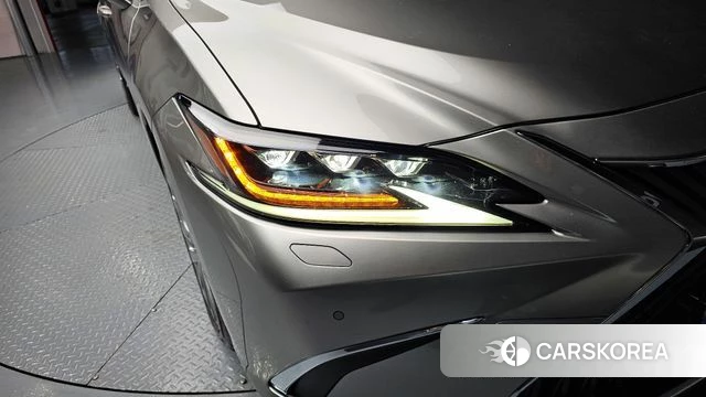Lexus ES300h 7th generation id 4224481 из Кореи 14
