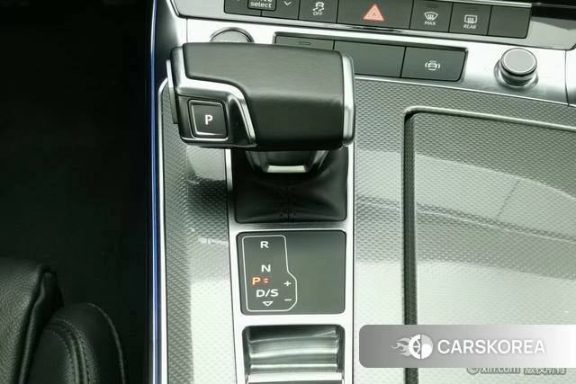 Audi A6L id 4210570 из Китая 14
