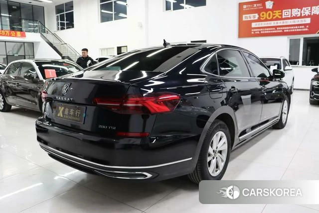 Volkswagen Passat id 4272742 из Китая 14