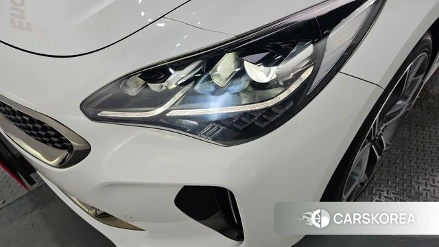 Kia Stinger id 4568346 из Кореи 14