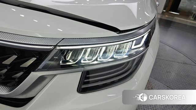 Kia Seltos id 4409719 из Кореи 14