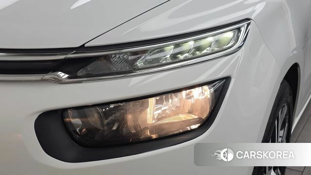 Citroen / DS Grand C4 Picasso id 4677821 из Кореи 14