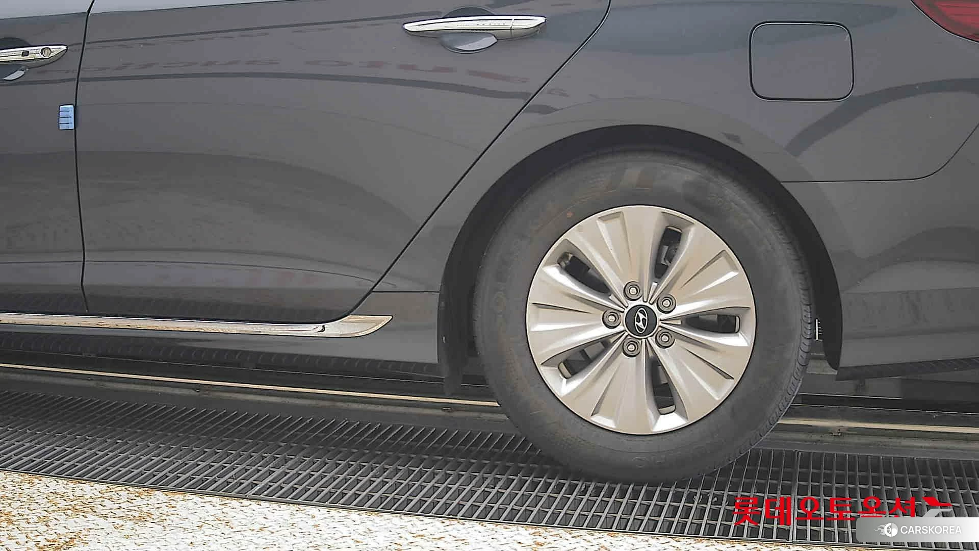 Hyundai Sonata Hybrid id 4902390 из Кореи 14