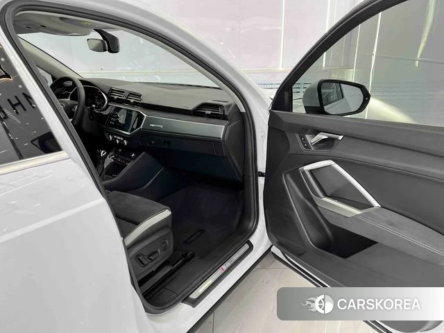 Audi Q3 id 4333489 из Китая 14
