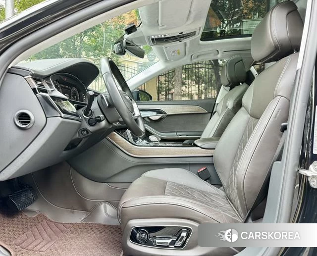 Audi A8 id 4342204 из Китая 14