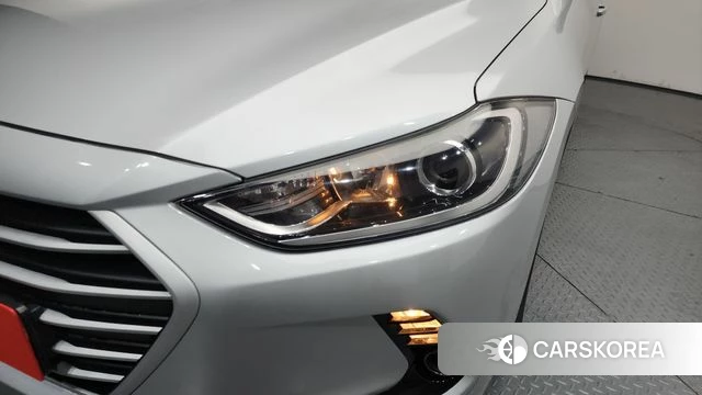 Hyundai Avante AD id 4305180 из Кореи 14