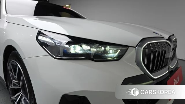 BMW 5 Series (G60) id 4749231 из Кореи 14
