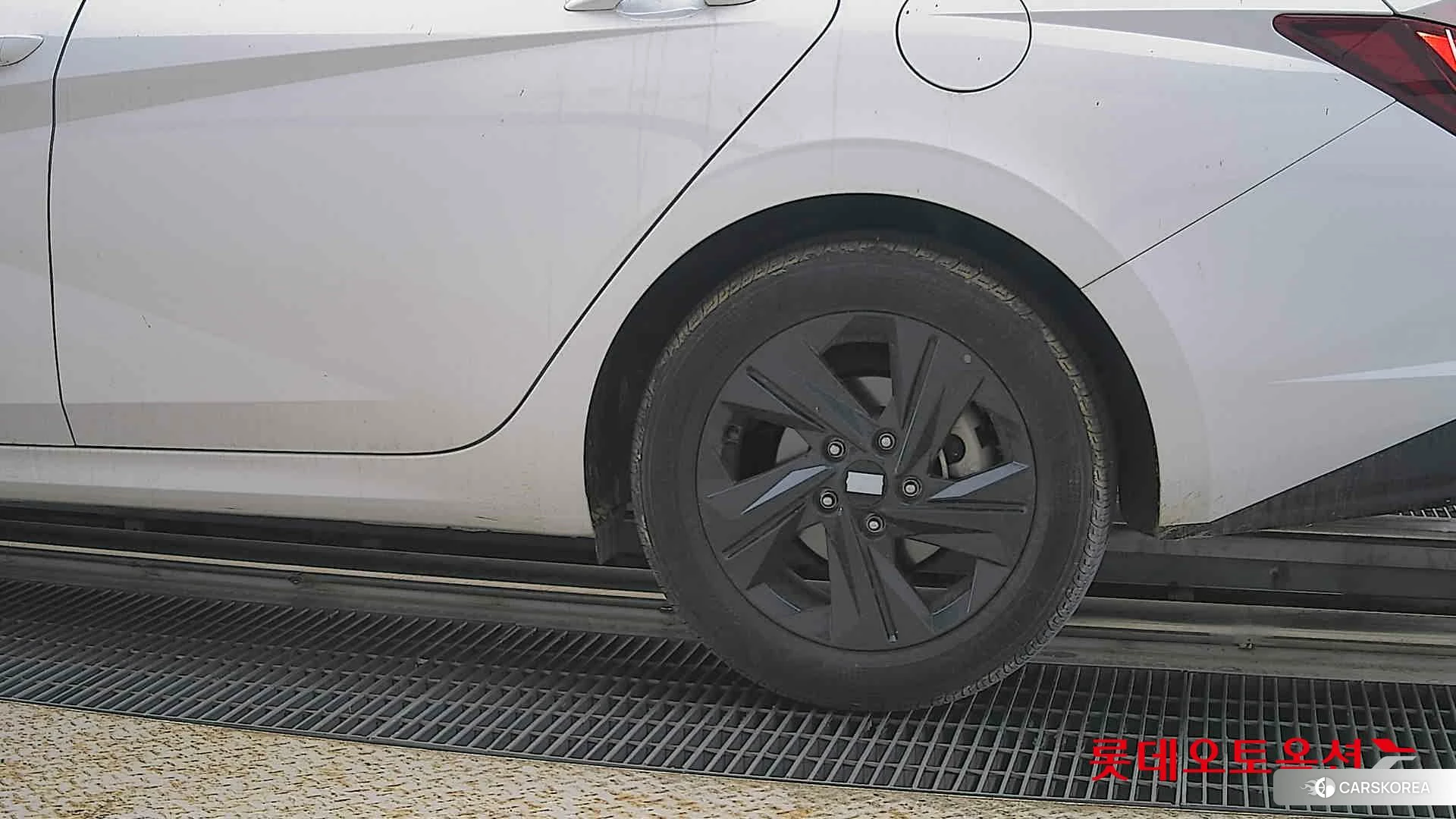 Hyundai Avante id 4289400 из Кореи 14