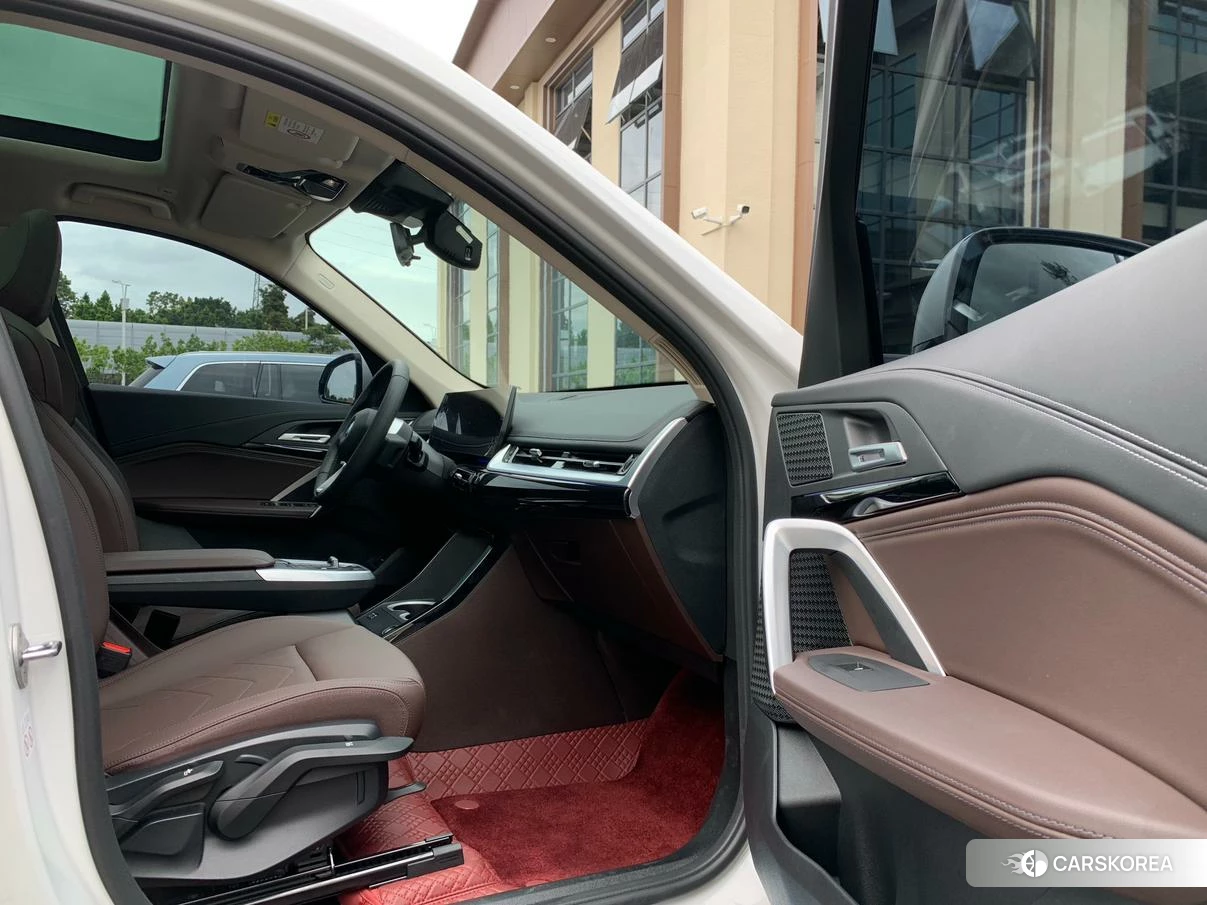 BMW X1 id 4498773 из Китая 14